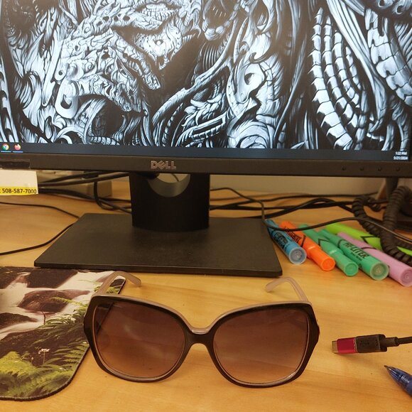 Foster Grant Modern Oversized Trendy Sunglasses Beautiful Blingy Sides SR0423 - Picture 3 of 14